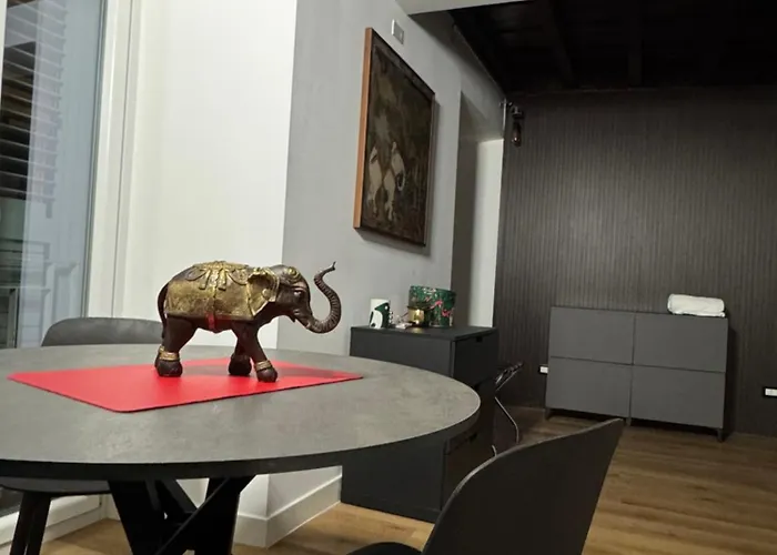 Pensjonat Elephant Parliament 4*